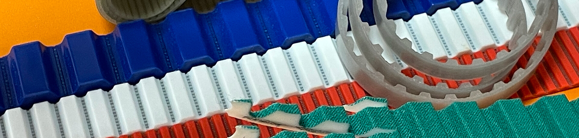 Gamme complète de courroies dentées polyuréthane pour la transmission industrielle